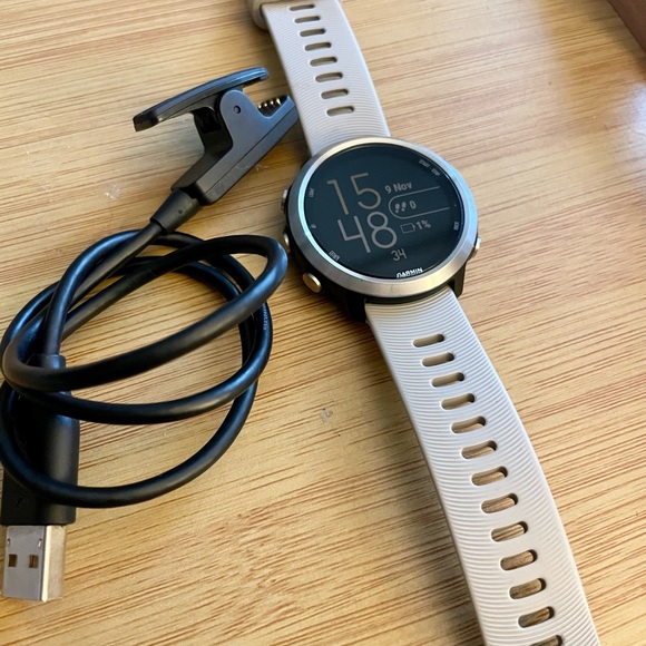 COPY - Garmin Forerunner 645 - Picture 4 of 9